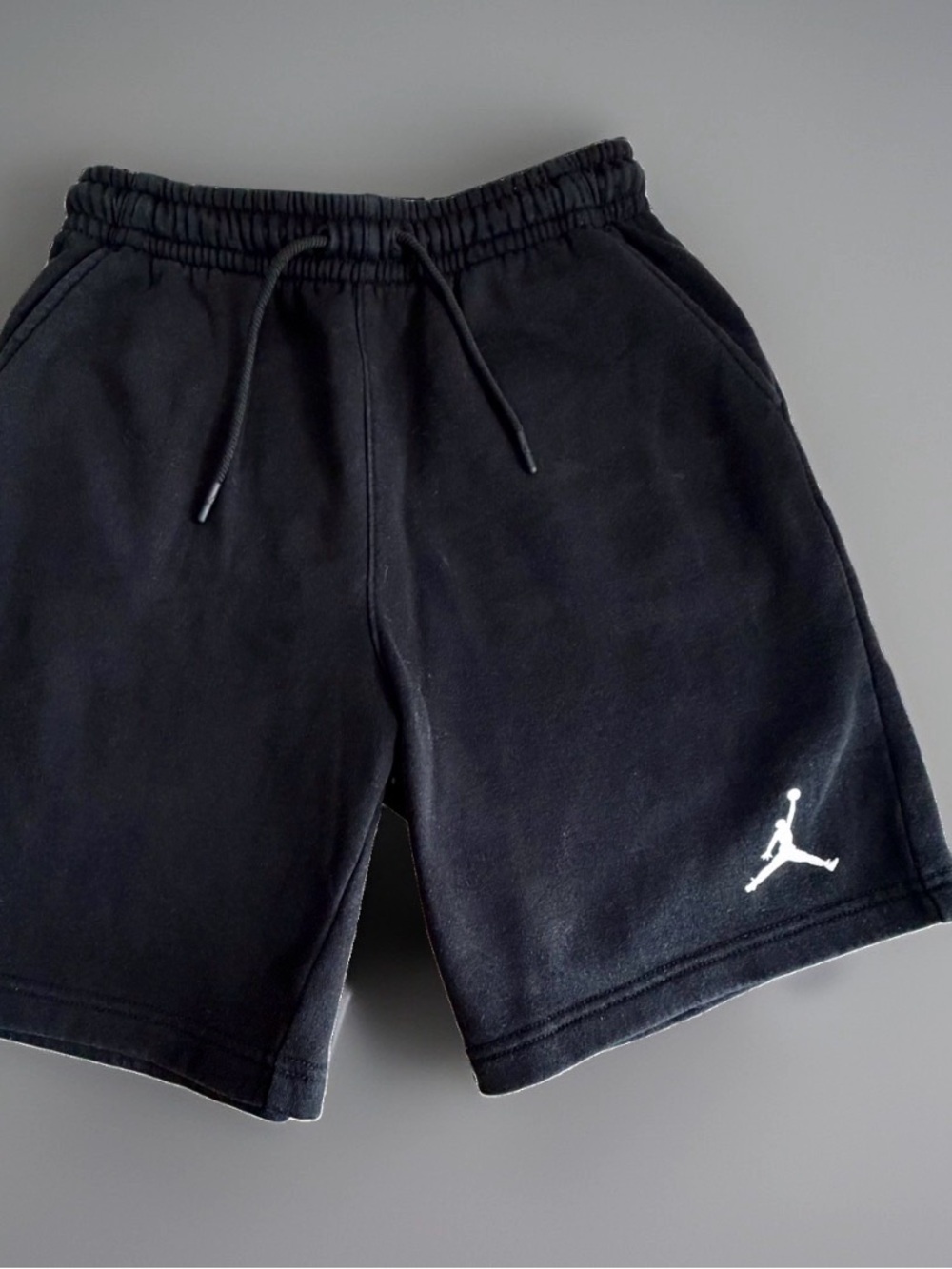 Nike Jordan Shorts Youth Large Boys Black fleece pockets athletic lounge